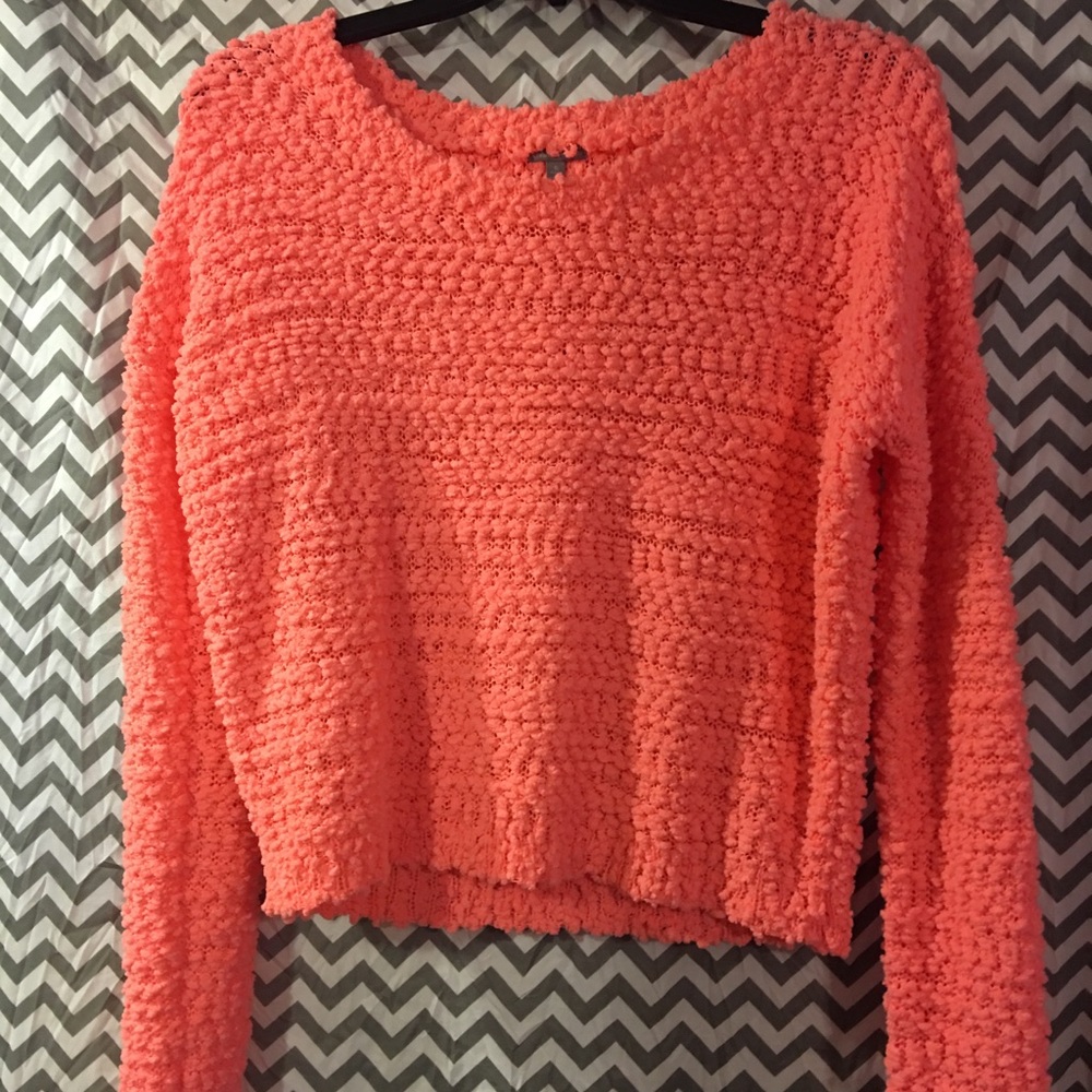pink sweater